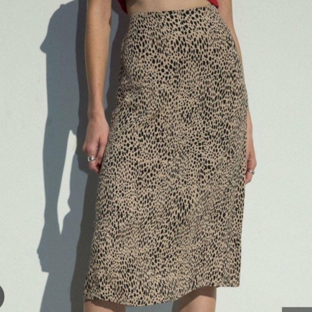 Brandy Melville Cheetah Print Phoebe Midi Skirt